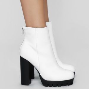 Fashion Nova “do the talking bootie”